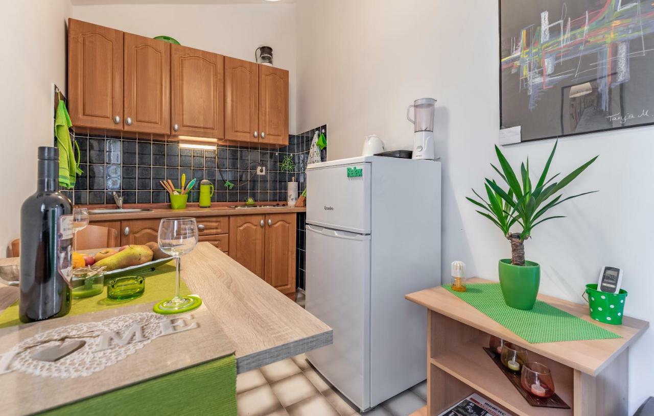 Apartment Denis メドゥリン エクステリア 写真