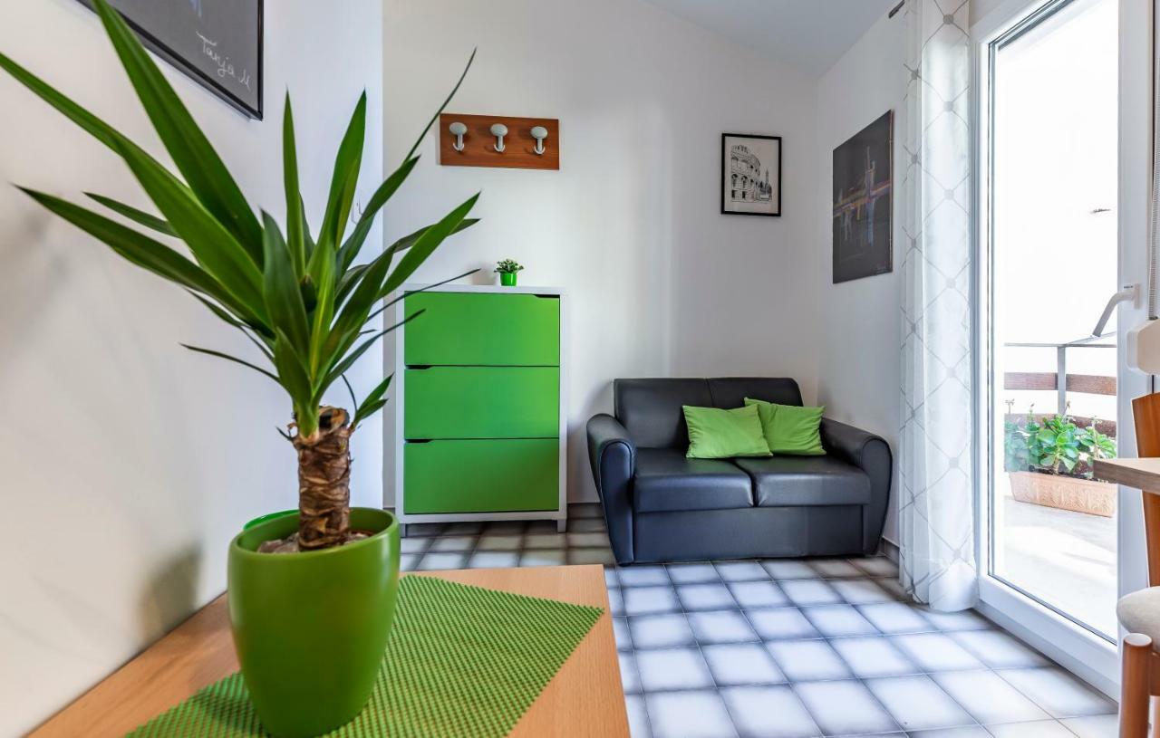 Apartment Denis メドゥリン エクステリア 写真